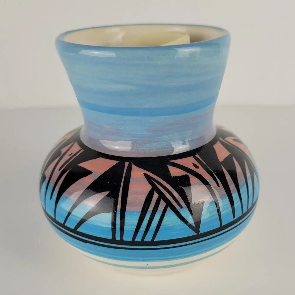 Mesa Verde Pottery Boho Native American Hand Painted Glazed Ceramic Pottery/Vase